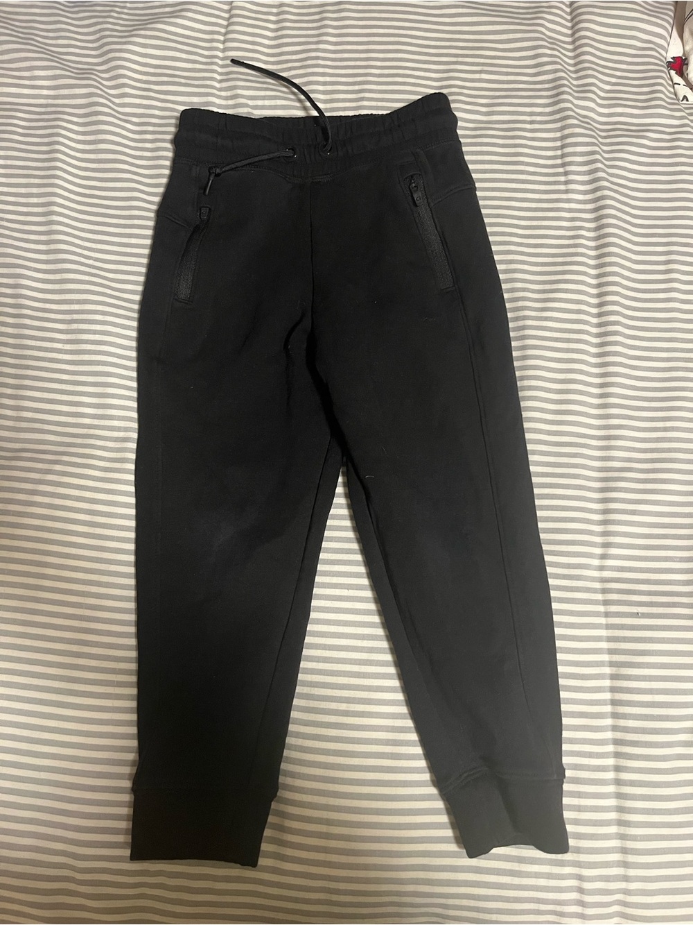 GAP boys Black Jogger Sweatpants with Zipper Pockets